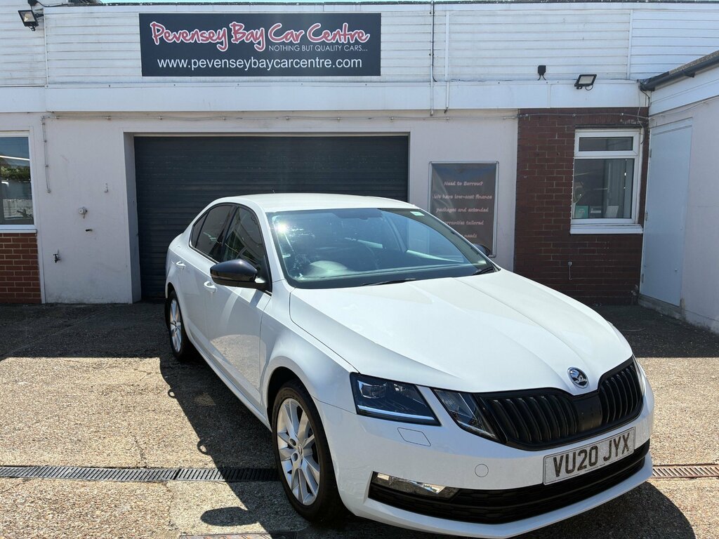Skoda Octavia Se L 1.5 Tsi Gpf Act Hatchback 5Dreuro 6 D White