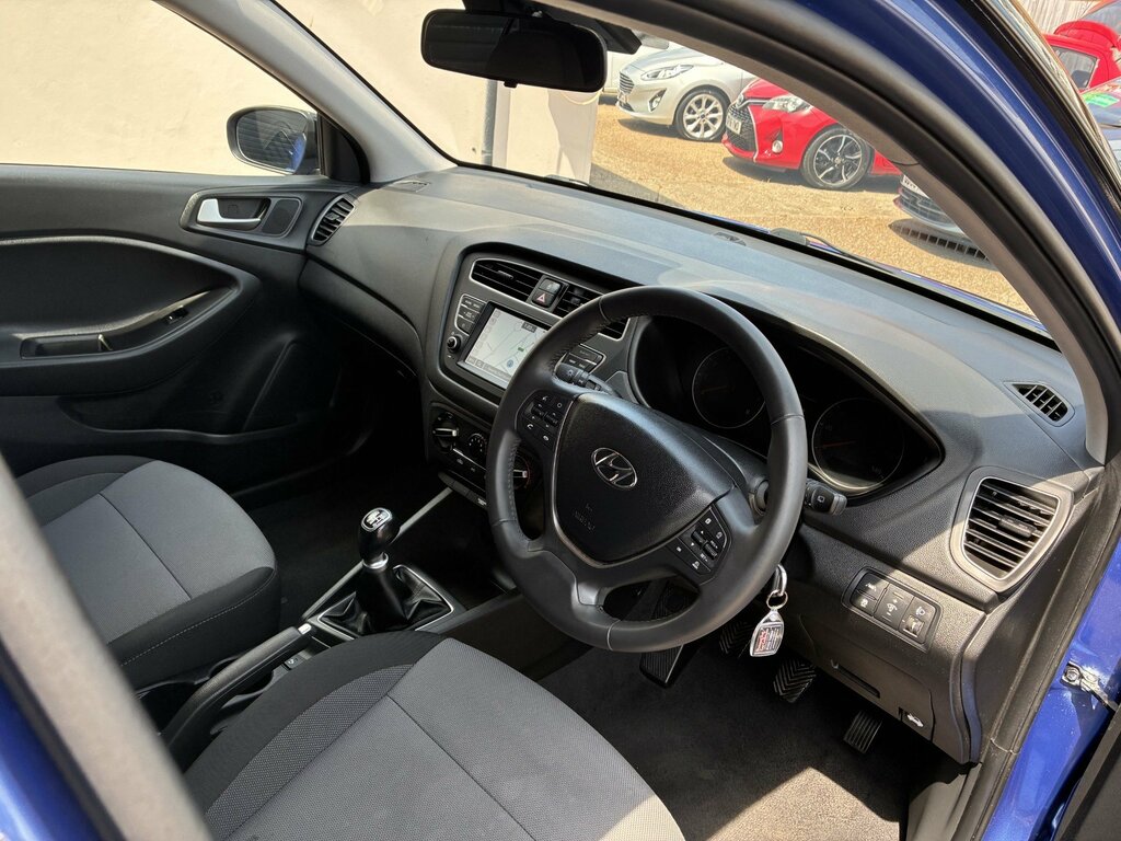 Hyundai I20 Play Special Edn Hatchback 1.2 Euro 6 Petro Blue #2