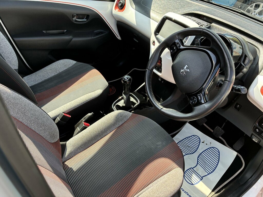 Peugeot 108 1.2 Puretech Roland Garros Top E White #2