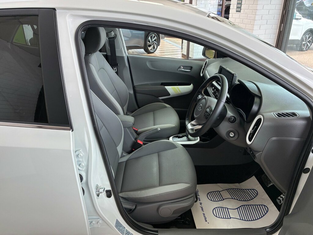 Kia Picanto X-line 1.25 4 Euro 6 83 Bhp A White #3