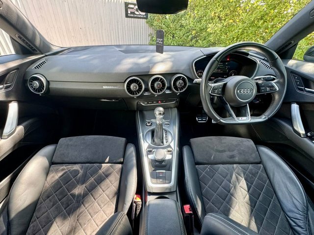 Audi TT 2019 2.0 Tfsi 45 S Line Coupe S Tronic Black #2
