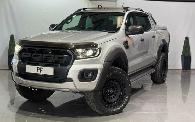 Ford Ranger 2.0 Ecoblue Wildtrak Pickup Double Cab Silver