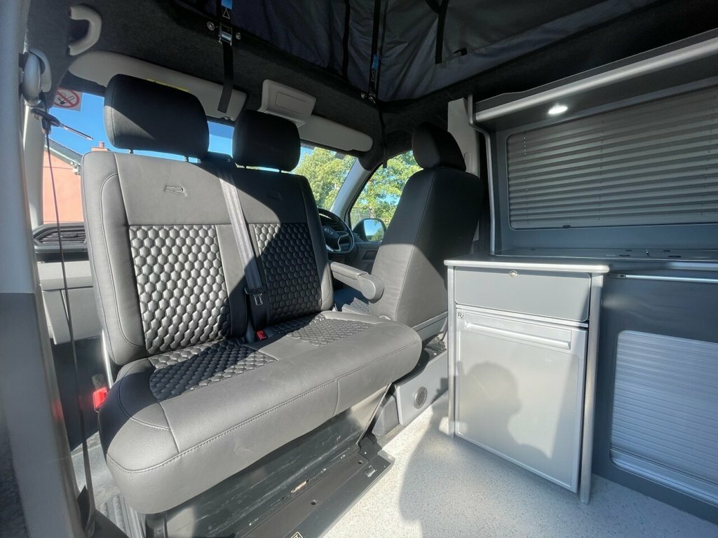 Volkswagen Transporter 2.0Tdi Eu6 150Ps T28 Highline Swb Dsg Grey #56