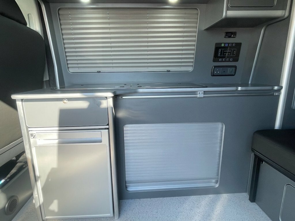 Volkswagen Transporter 2.0Tdi Eu6 150Ps T28 Highline Swb Dsg Grey #62