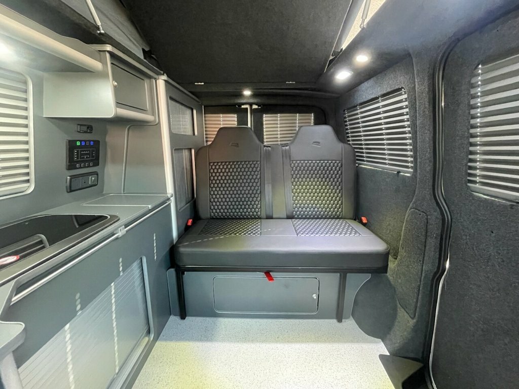 Volkswagen Transporter 2L Startline White #5