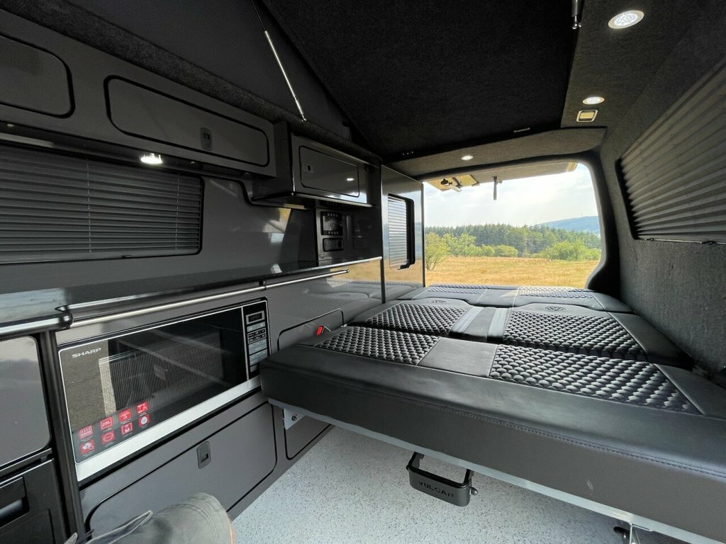 Volkswagen Transporter 2L Highline Grey #4