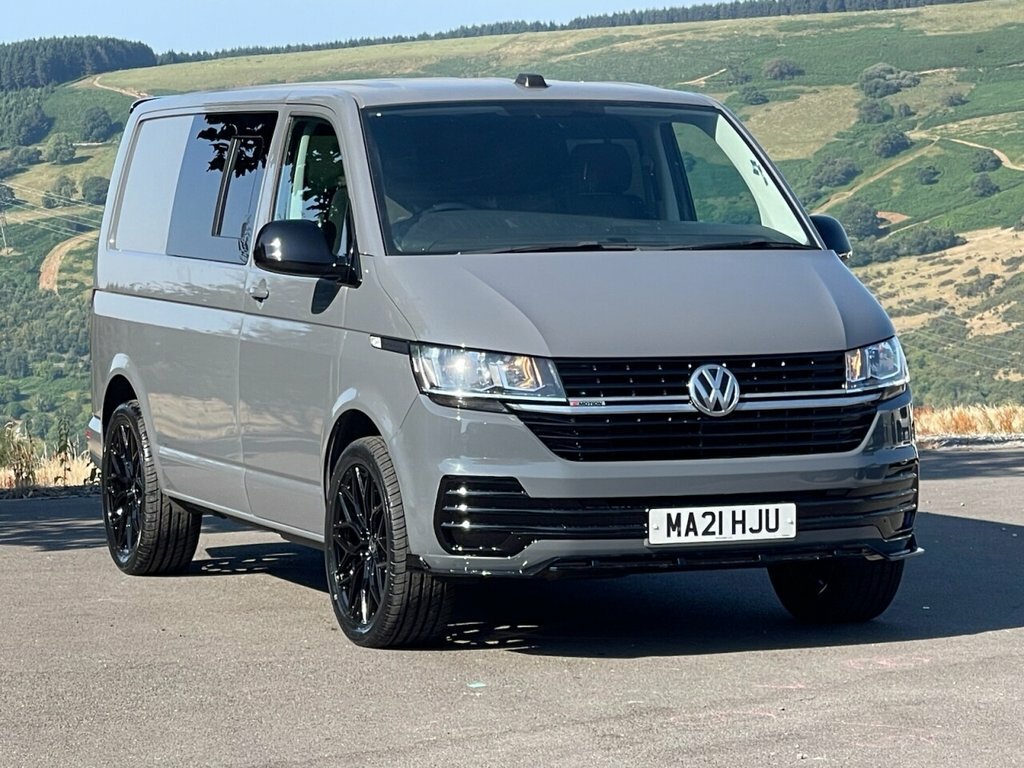 Volkswagen Transporter 2L Startline Grey