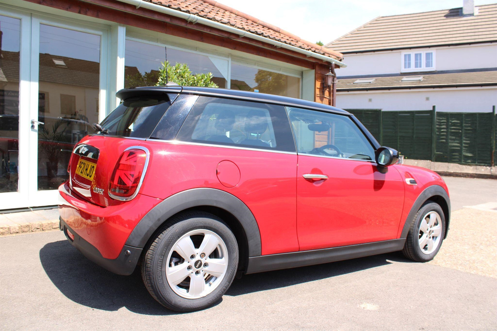 Mini Hatch 1.5 Cooper Classic Euro 6 Ss Red #4