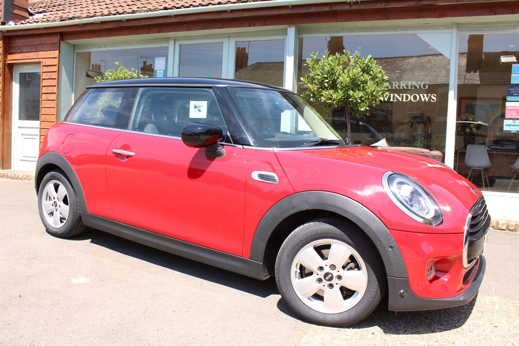 Mini Hatch 1.5 Cooper Classic Euro 6 Ss Red