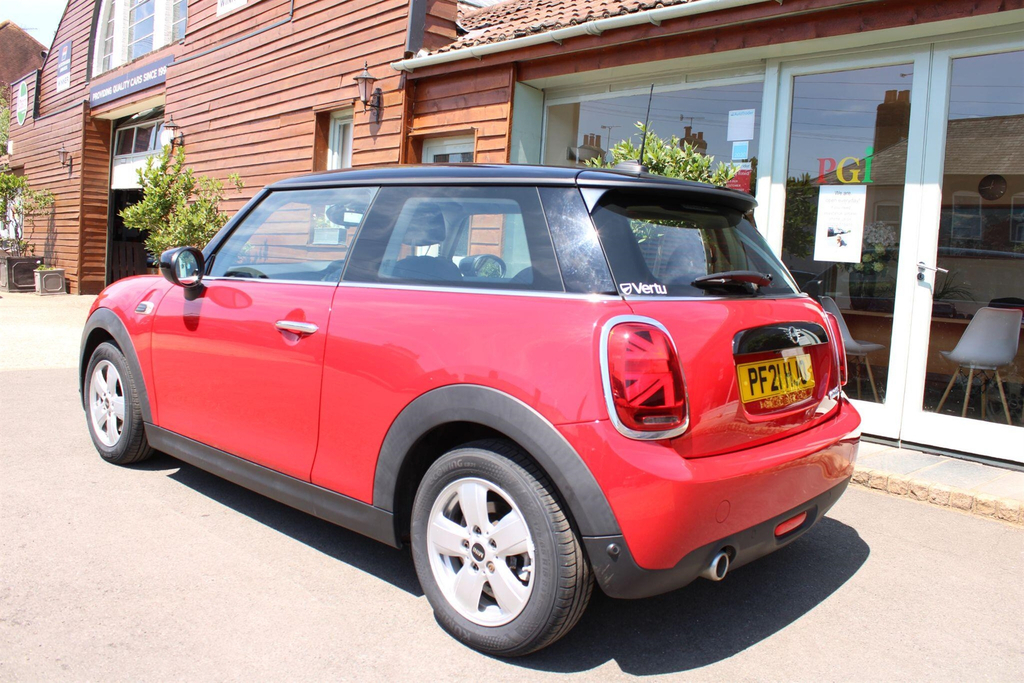 Mini Hatch 1.5 Cooper Classic Euro 6 Ss Red #2