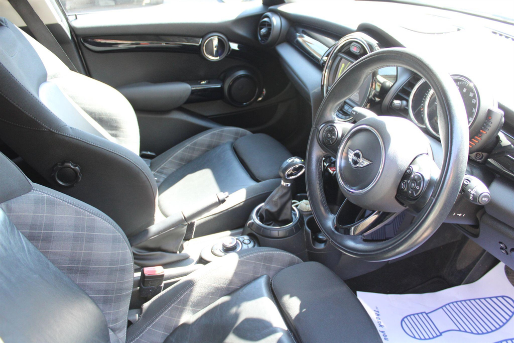 Mini Hatch 1.5 Cooper Euro 6 Ss Grey #2
