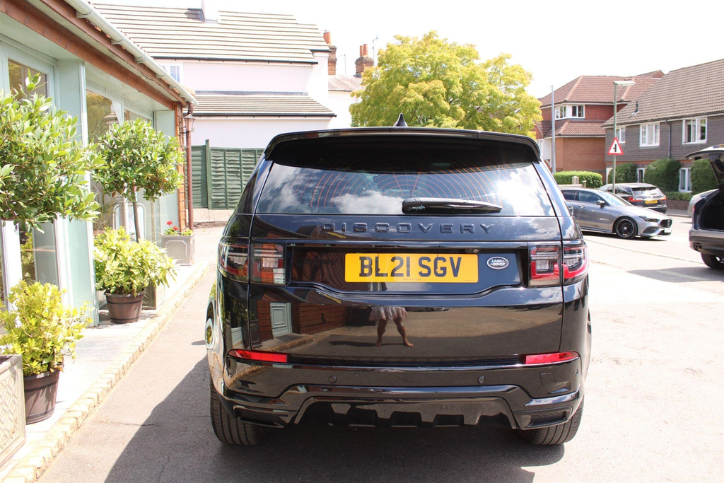 Land Rover Discovery Sport 2.0 D165 Mhev R-dynamic S Plus Suv Black #9