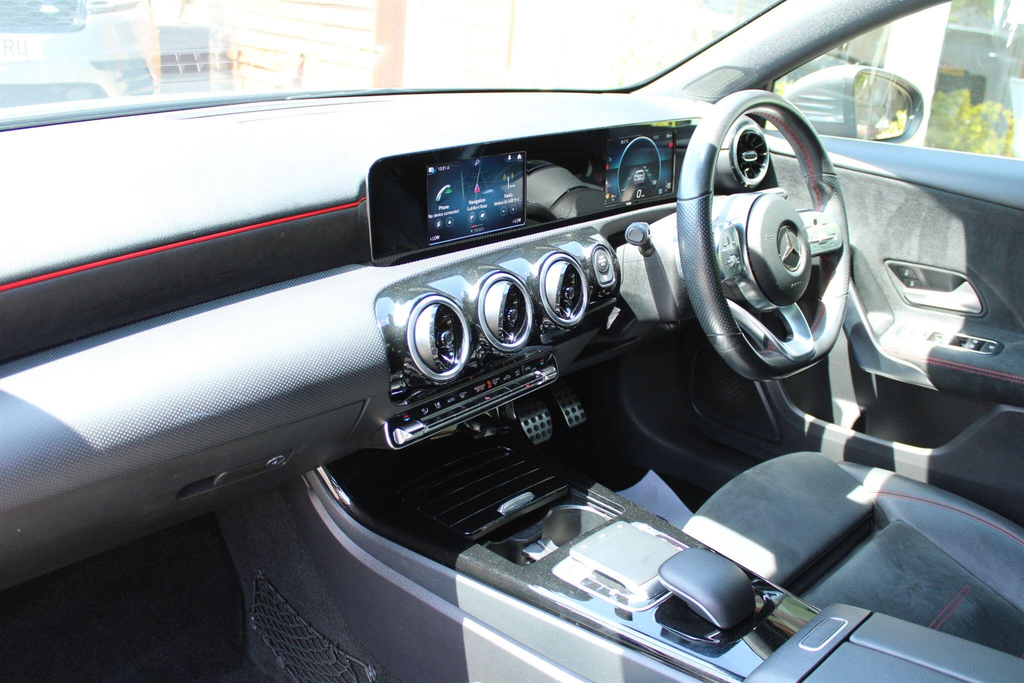 Mercedes-Benz A Class 1.3 Amg Line 7G-dct Euro 6 Ss Grey #5