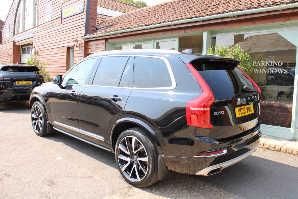 Volvo XC90 R-design Pro B5 Awd White #20
