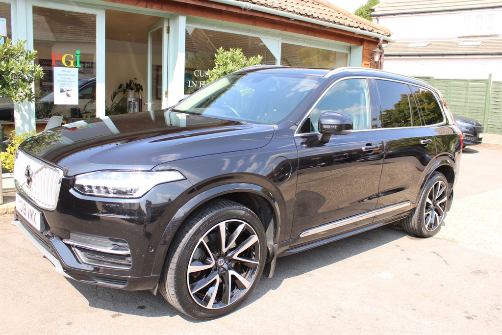 Volvo XC90 R-design Pro B5 Awd White #22