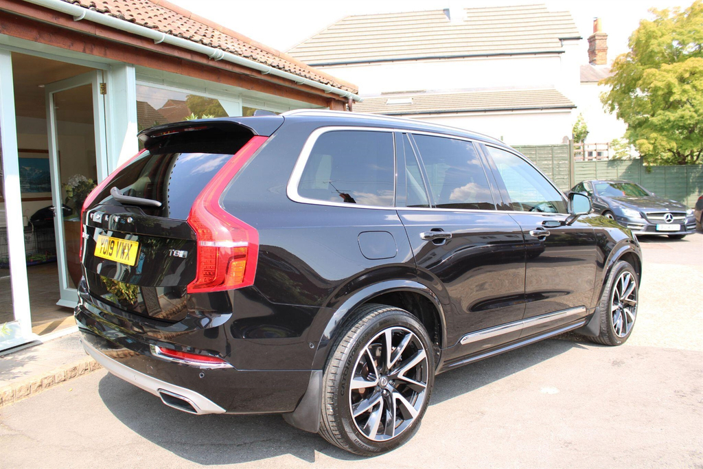 Volvo XC90 R-design Pro B5 Awd White #33