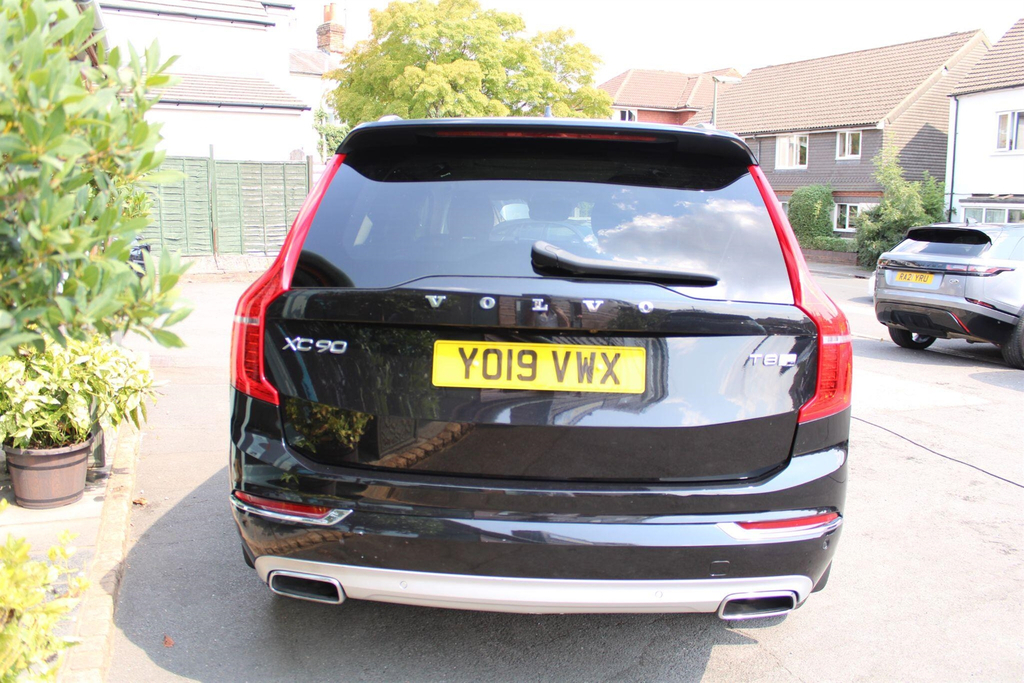 Volvo XC90 R-design Pro B5 Awd White #31