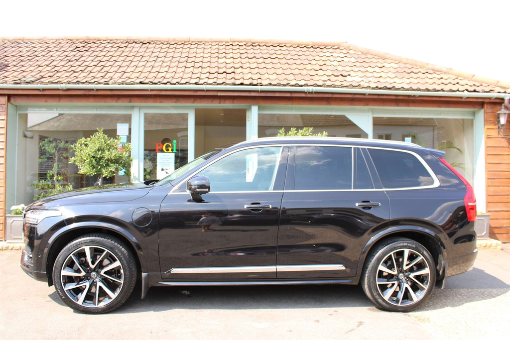 Volvo XC90 R-design Pro B5 Awd White #21