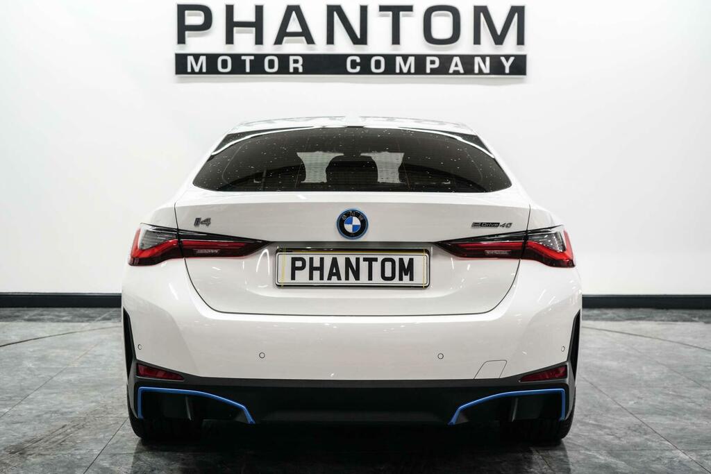 BMW i4 40 83.9Kwh Sport Gran Coupe Edrive White #3
