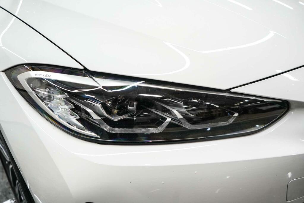 BMW i4 40 83.9Kwh Sport Gran Coupe Edrive White #5