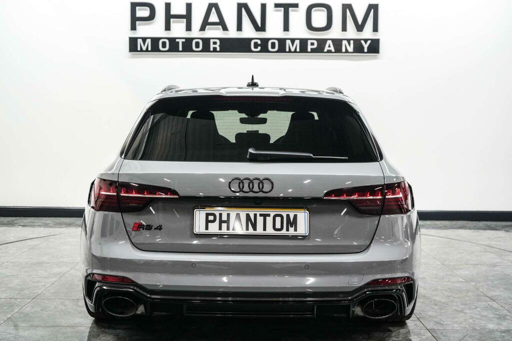 Audi RS4 Avant Carbon Black FV71MPO Grey #4