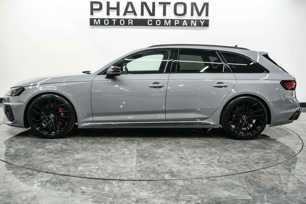 Audi RS4 Avant Carbon Black FV71MPO Grey #3