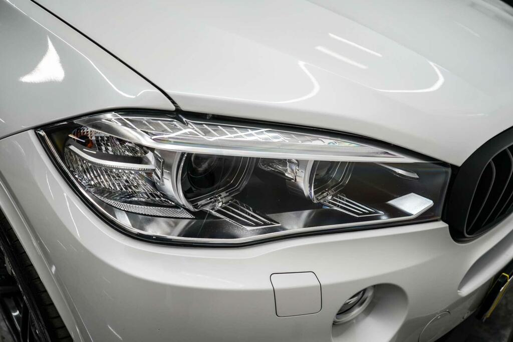 BMW X5 3.0 M50d Xdrive Euro 6 Ss White #6