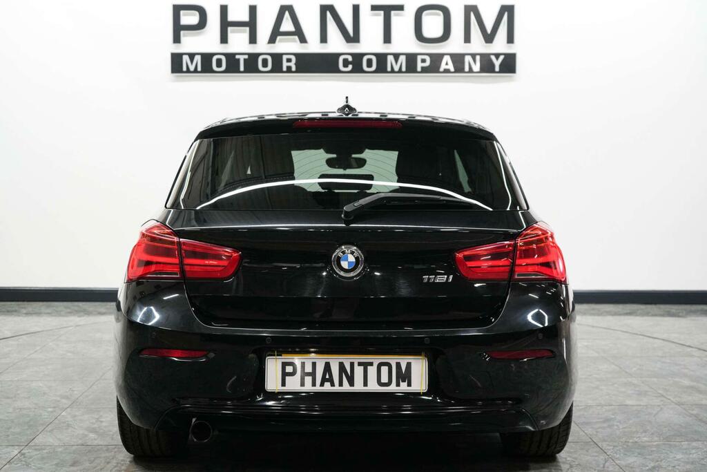 BMW 1 Series Sport Black #4