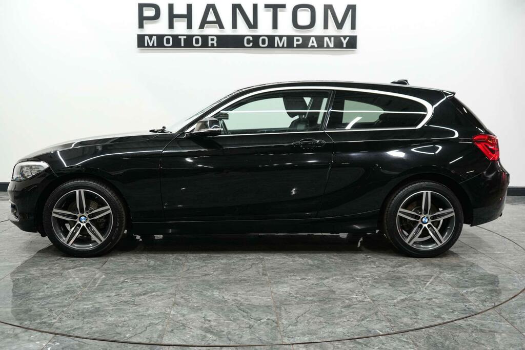 BMW 1 Series Sport Black #3