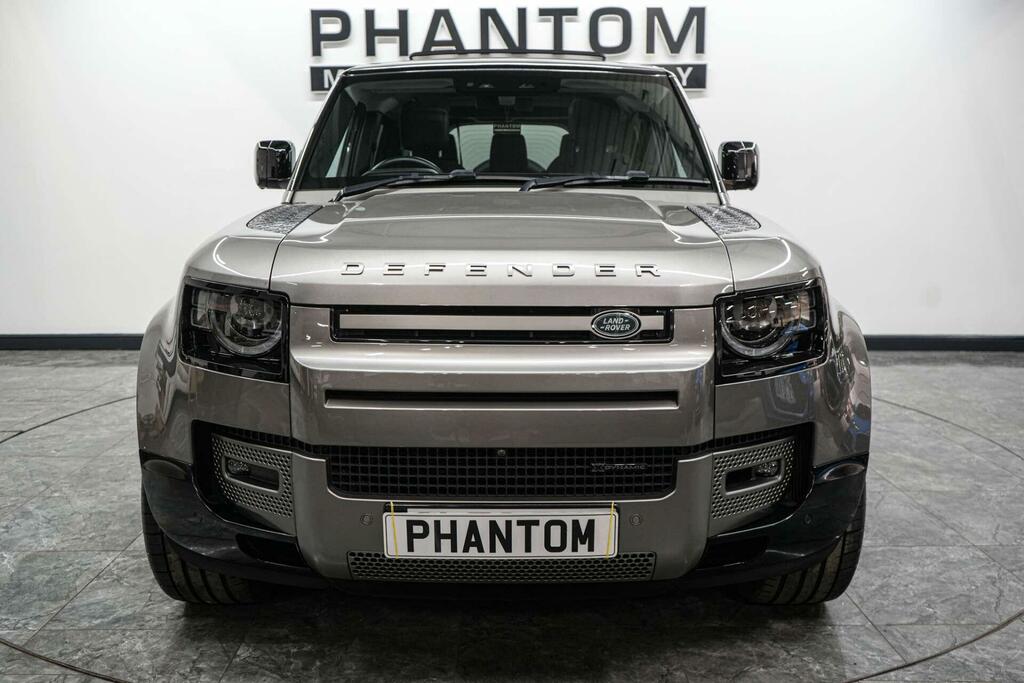 Land Rover Defender 130 X-dynamic Hse Silver #4