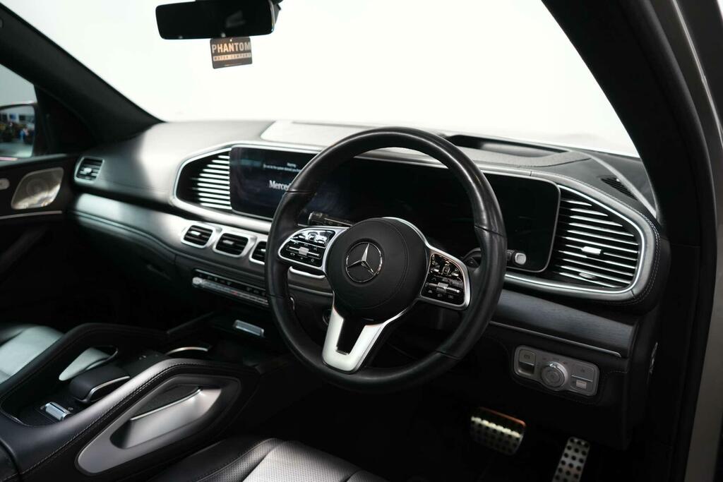 Mercedes-Benz GLS Class 400 Night Ed Exec D 4 Black #27