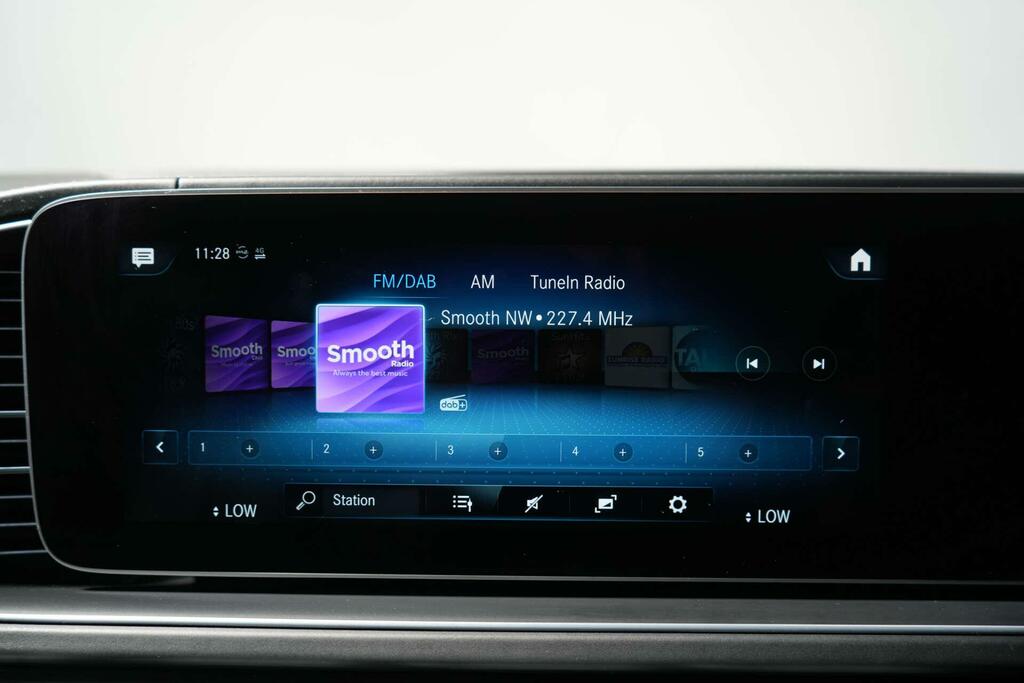 Mercedes-Benz GLS Class 400 Night Ed Exec D 4 Black #40