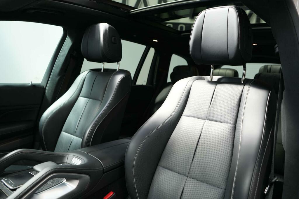 Mercedes-Benz GLS Class 400 Night Ed Exec D 4 Black #17
