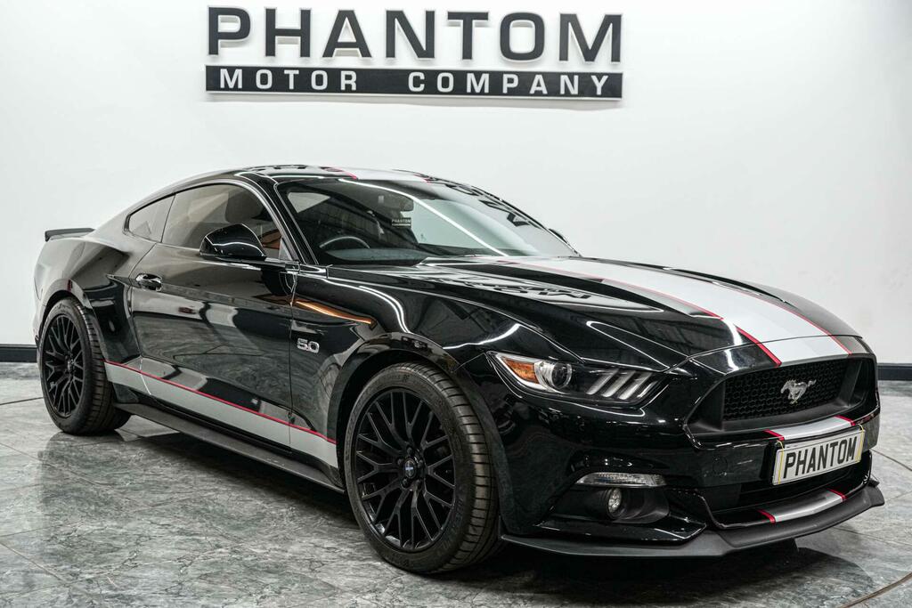 Ford Mustang Gt Black
