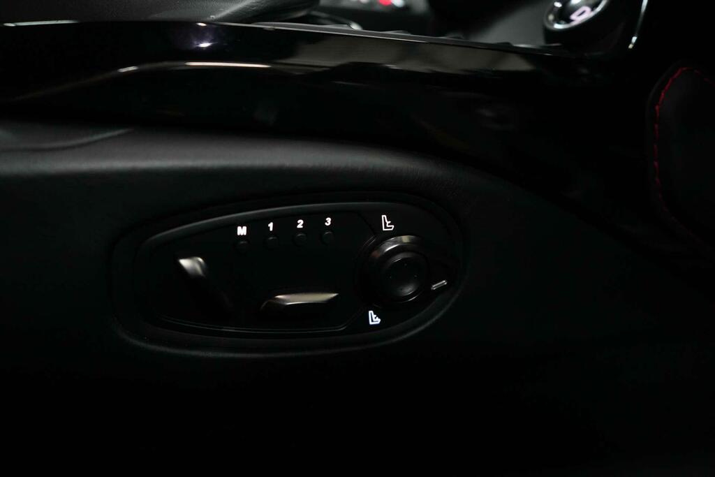 Aston Martin Vantage 4L Null Grey #24