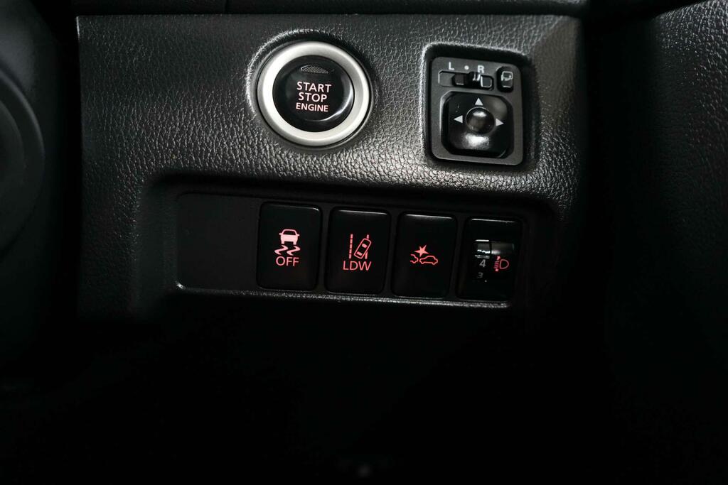 Mitsubishi L200  Orange #40