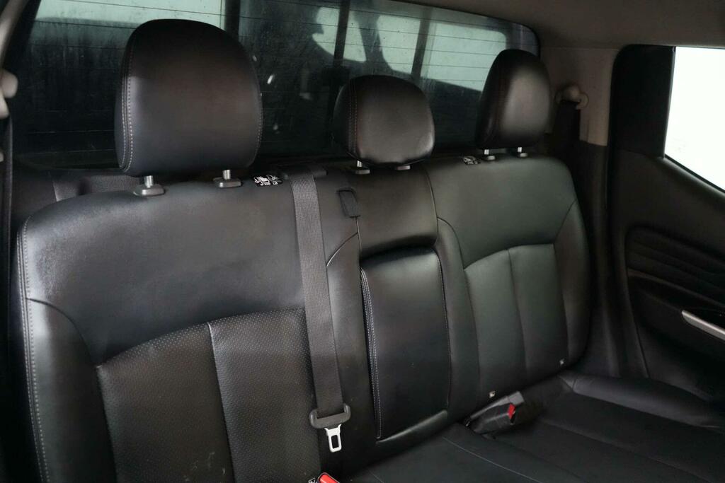Mitsubishi L200  Orange #18