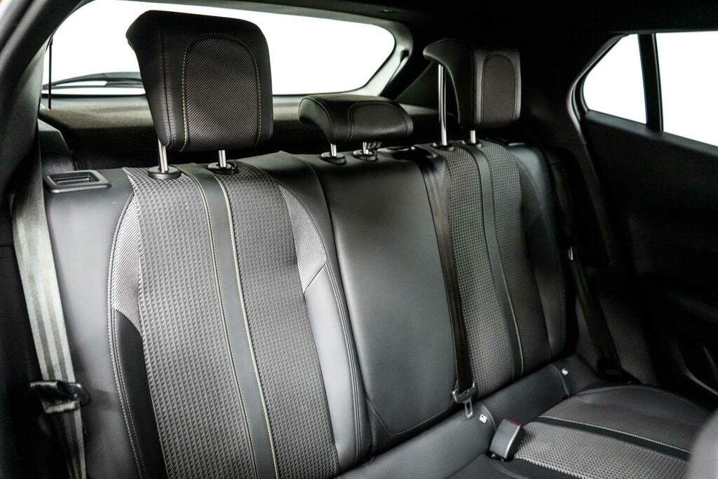 Peugeot e-2008 Active Premium Black #21