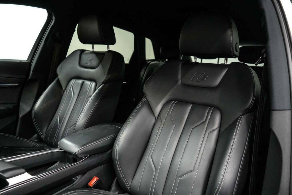 Audi E-tron Quattro Black Edition Grey #13