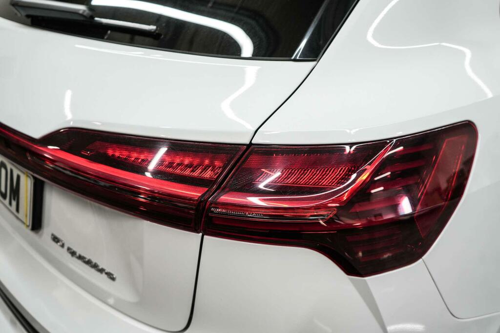 Audi E-tron Quattro Black Edition Grey #9