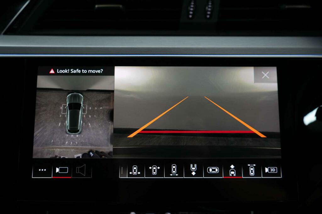 Audi E-tron Quattro Black Edition Grey #38