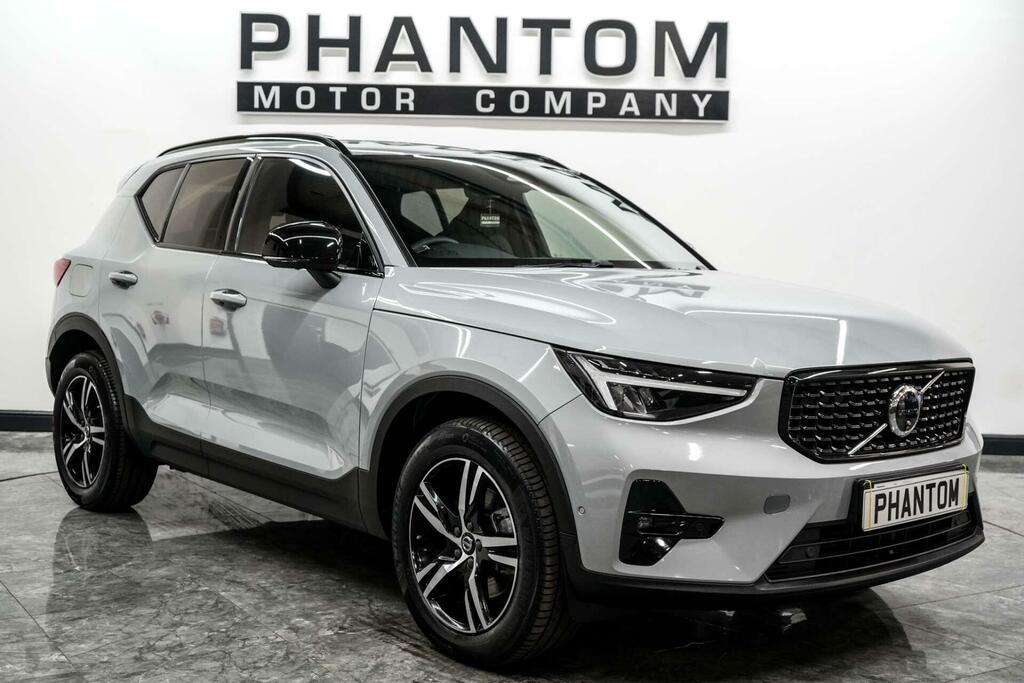 Volvo XC40 Plus Dark Grey