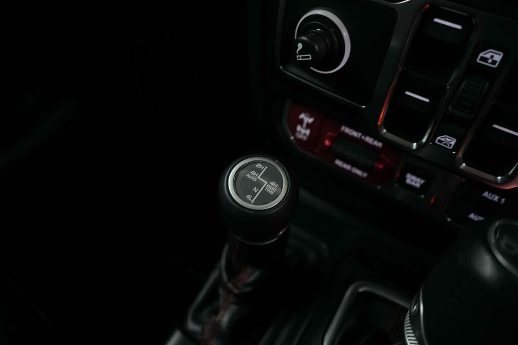 Jeep Wrangler 2.0 Night Eagle Black #31