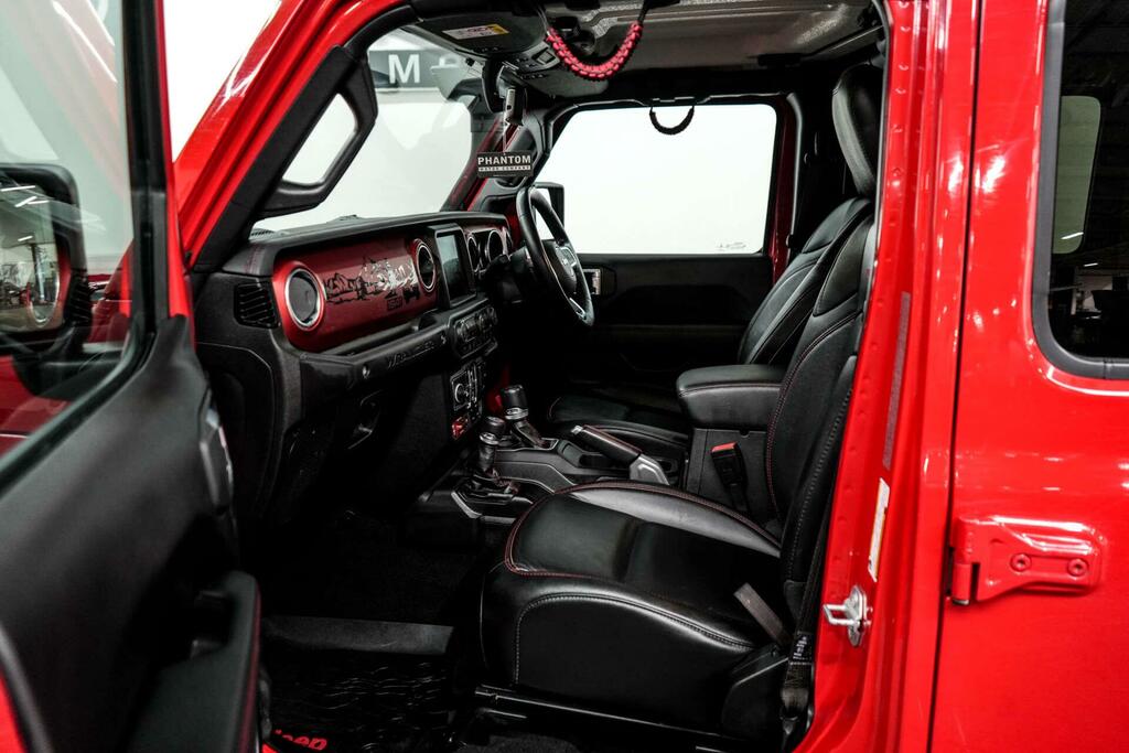 Jeep Wrangler 2.0 Night Eagle Black #21