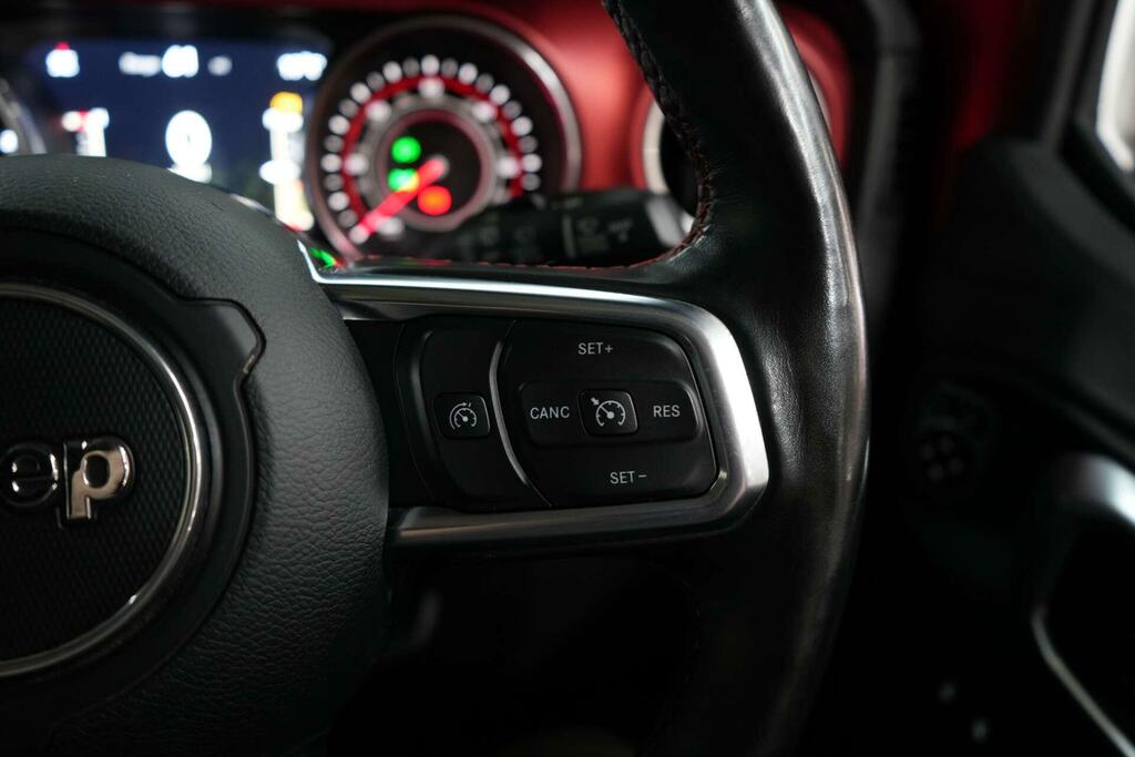Jeep Wrangler 2.0 Night Eagle Black #44