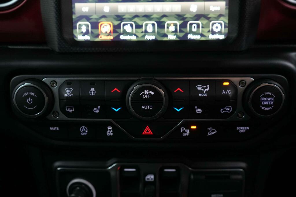 Jeep Wrangler 2.0 Night Eagle Black #34