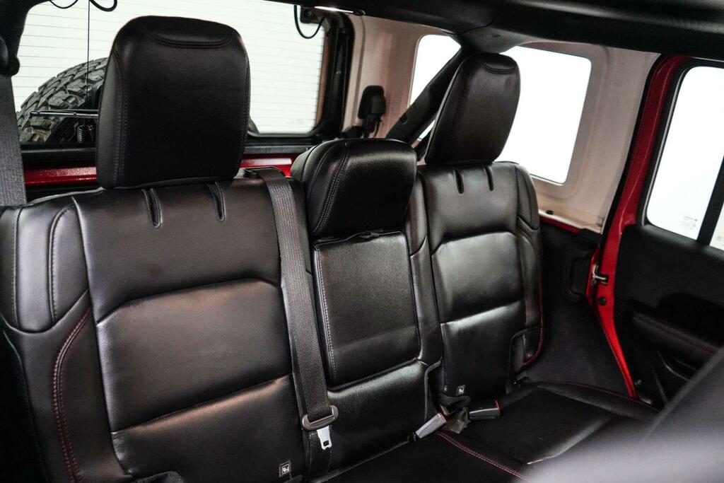 Jeep Wrangler 2.0 Night Eagle Black #18