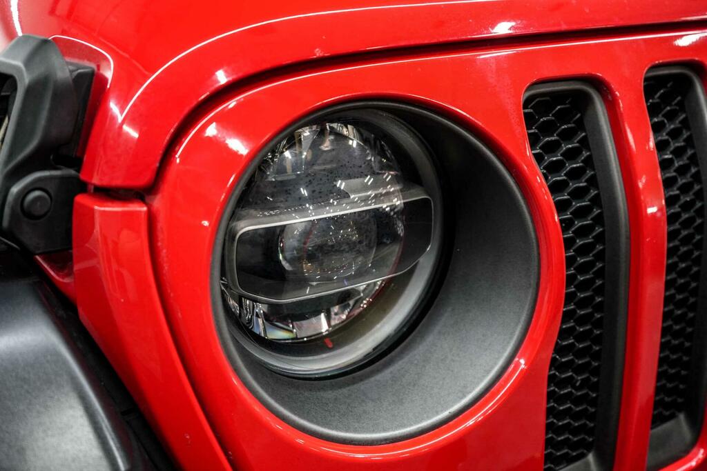 Jeep Wrangler Rubicon Red #6