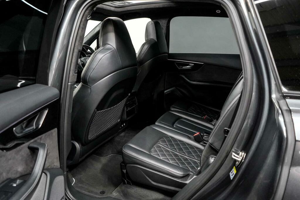 Audi SQ7 4.0 Tdi V8 Black #22