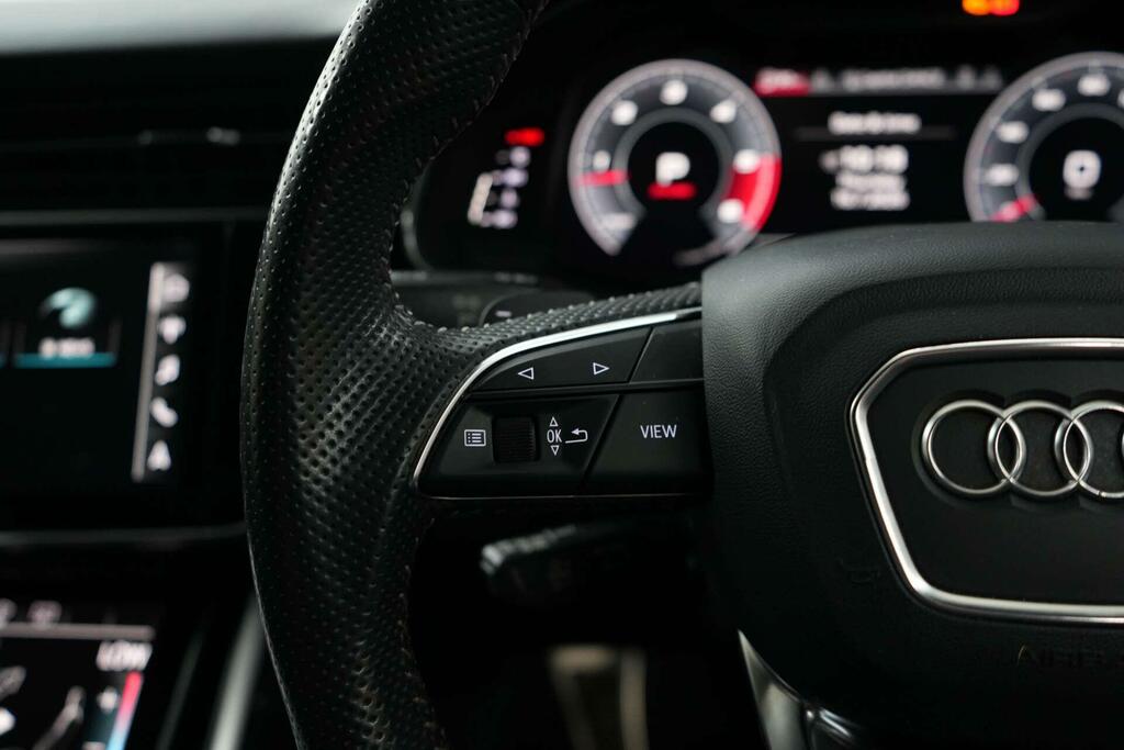 Audi SQ7 4.0 Tdi V8 Black #46